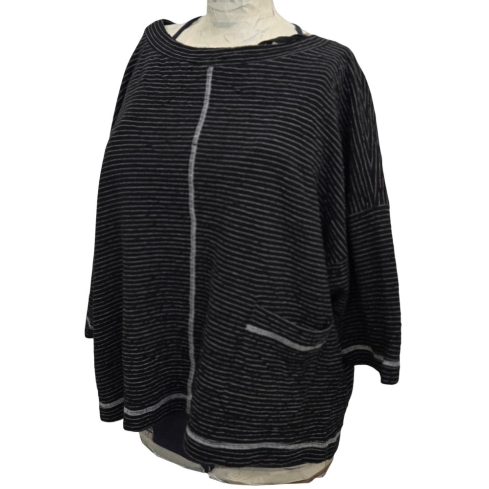 Vintage Venezia Sportswear Top Women's 3X Black Striped Boxy Lagenlook 90s LB-3